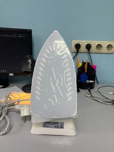 Б/в Праска Black&Decker x715-qs 01-200901029