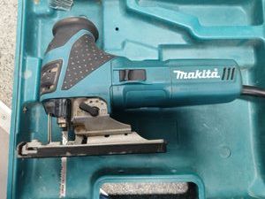 Б/в Електролобзик Makita 4351fct 01-200904983