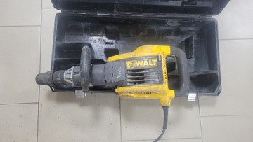 Б/у Отбойный молоток Dewalt d25899k 01-200925527