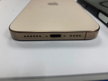 Б/в Мобільний телефон Apple iphone 16 pro max 512gb 01-200936870