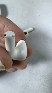 Б/в Навушники Apple airpods 4 01-200938869