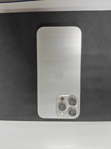 Б/в Мобільний телефон Apple iphone 16 pro max 256gb esim 01-200944200