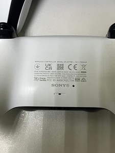 Б/у Игровая приставка Sony playstation 5 digital edition 825gb / 2 джойстика 01-200954219