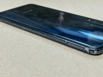 Б/в Мобільний телефон Honor 20 6/128gb 01-200972924