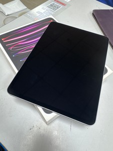 Б/в Планшет Apple ipad pro 11 2022 wi-fi 128gb 01-200870649