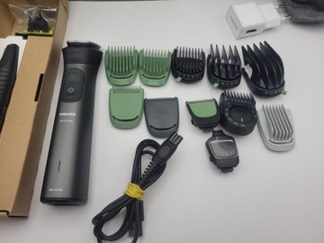 Б/в Машинка для стрижки + тример Philips multigroom all-in-one trimmer series 9000 15in1 mg9552/15 01-200933583