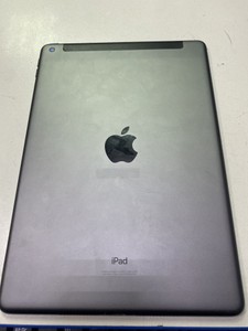 Б/в Планшет Apple ipad 8 wifi 32gb 4g 01-201003126