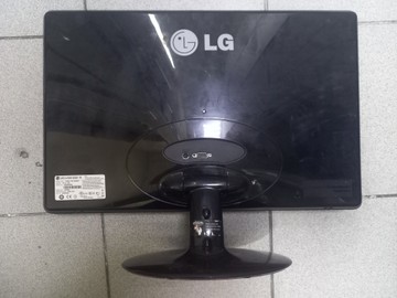 Б/в Монітор Lg e2250s 01-201005810
