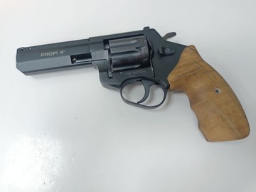 Б/в Пістолет пневматичний Zbroia profi 4" 01-201028197