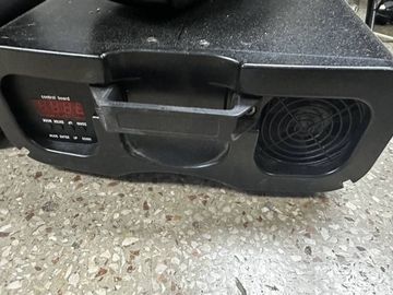 01-200228135: Ying Wei stage zoom 575