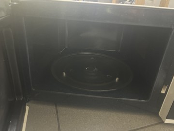 Б/в Мікрохвильова піч Samsung ms23k3614aw 01-201053276