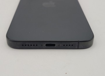 Б/у Мобільний телефон Apple iphone 15 pro max 256gb 01-201052242
