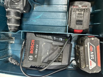 Б/в Перфоратор Bosch gbh 180-li+2акб+зп 01-201103808
