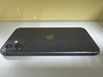 Б/в Мобільний телефон Apple iphone 11 128gb 01-201120279