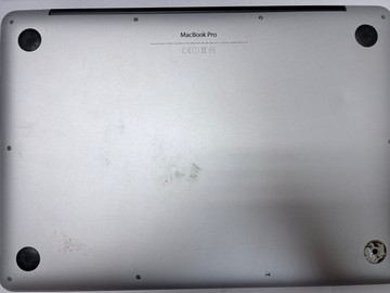 Б/в Ноутбук Apple macbook pro/ a1502 13,3"/ core i5 2.7ghz/ram8gb/ssd256gb/iris 6100 01-201123439