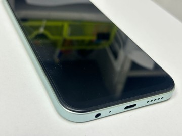 Б/в Мобільний телефон Xiaomi redmi 15c 4g 8/256gb 01-201131992