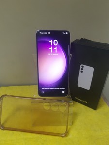 Б/в Мобільний телефон Samsung galaxy s23 sm-s911b/ds 8/256gb 01-201160580
