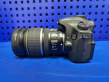 01-200611738: Canon eos 60d +ef-s 17-55mm f/2,8 is usm