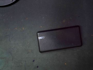 Б/в Зовнішній акумулятор Без Виробника без моделі 01-200749850