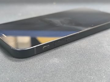 01-200758856: Apple iphone 12 64gb