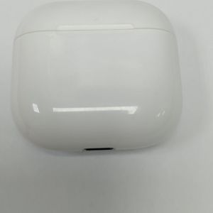 01-200769989: Apple airpods 4 with active noise cancellation