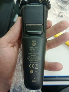 01-200771300: Philips shaver series 5000 s5889