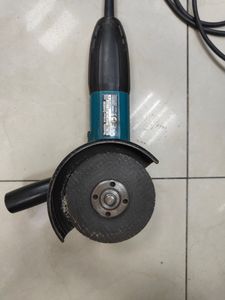 01-200778837: Makita ga5030r