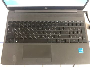 01-200770433: Hp 15/core i3-1215u ddr5/8gb ddr5/hdd *відсутній/ssd 256 gb/*інтегрована