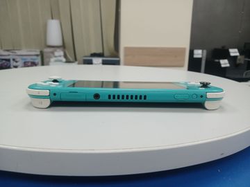 01-200740348: Nintendo switch