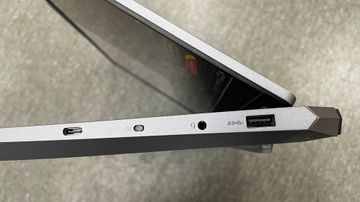 01-200762224: Lenovo loq 15arp9 luna