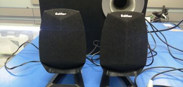 01-200795058: Edifier m1335