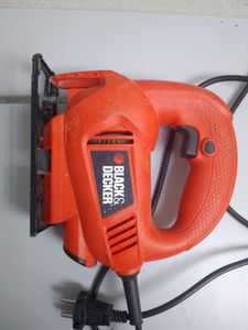 Б/у Электролобзик Black&Decker ks500 01-200815315