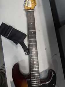 Б/в Електрогітара Fender 0119202703 01-200843538