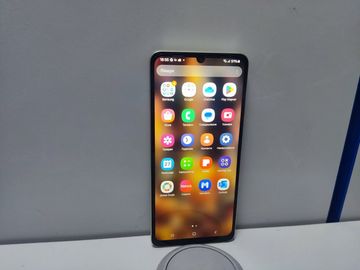 Б/в Мобільний телефон Samsung galaxy a06 4/128gb 01-200855949