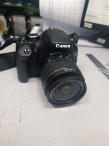 Б/в Фотоапарат Canon eos 600d + ef-s 18-55mm 1:3.5-5.6 is ii 01-200855530