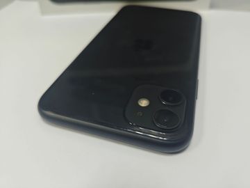 Б/в Мобільний телефон Apple iphone 11 64gb 01-200856029