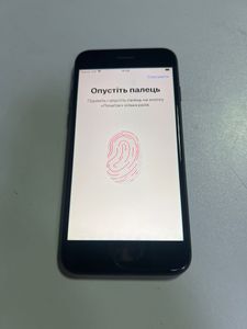 Б/в Мобільний телефон Apple iphone 7 32gb 01-200859191