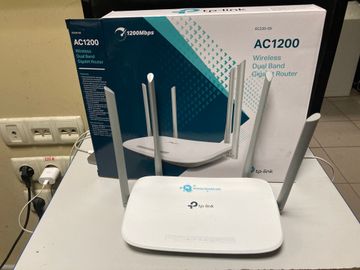 Б/в Бездротовий маршрутизатор Tp-Link ec220-g5 01-200862122