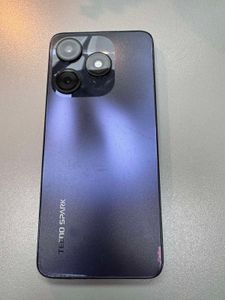 Б/в Мобільний телефон Tecno spark 10 ki5q 8/128gb 01-200874722