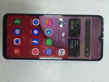 Б/у Мобильный телефон Samsung galaxy a13 3/32gb 01-200885734
