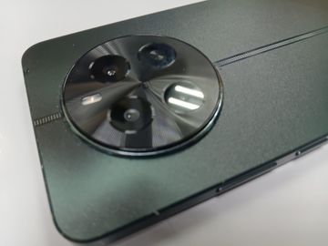 Б/у Мобільний телефон Realme 12 5g 8/256gb 01-200898299