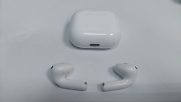 Б/в Навушники Apple airpods 4 01-200898239