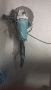 Б/в Кутова шліфмашина Makita ga9050 01-200909984