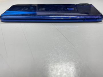 Б/у Мобільний телефон Xiaomi mi play 4/64gb 01-200902911