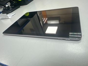 Б/в Планшет Apple ipad 6 gen 2018 32gb wi-fi 01-200912463