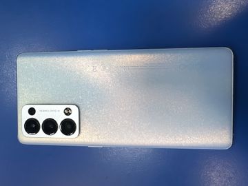 Б/в Мобільний телефон Oppo reno6 pro 5g 12/256gb 01-200922787