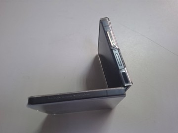 Б/в Мобільний телефон Samsung galaxy flip7 12/256gb 01-200925629