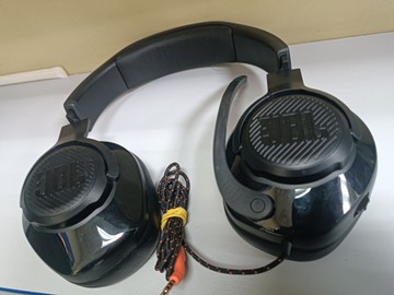 Б/у Наушники Jbl quantum 200 01-200930234