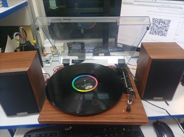 Б/в Програвач вінілових платівок Lenco ls-100wd 01-200930368