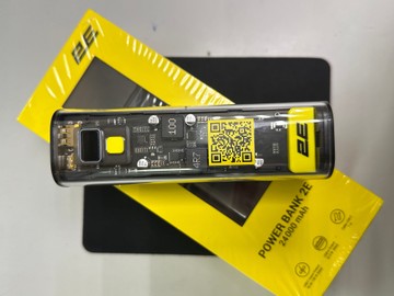 Б/в Повербанк 2E сrystal 24000mah 100w 2e-pb7200pd 01-200933721